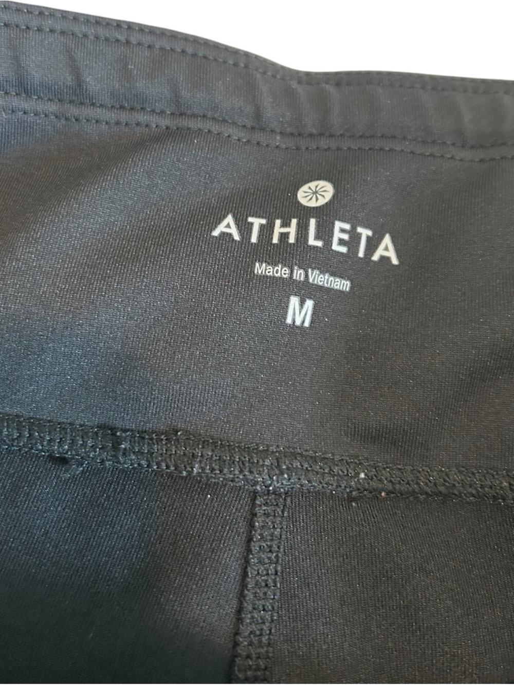 Athleta Mesh Sonar Capri Yoga Pants - Picture 8 of 8